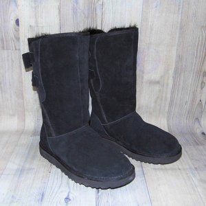 UGG Allegra Bow II Black Suede/Sheepskin Boots Womens Size 8